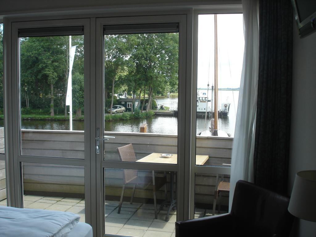 Hotel Restaurant Ie Sicht De Veenhoop Exterior foto